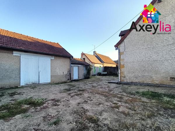 A VENDRE- DIGOIN- MAISON ANCIENNE À RENOVER
