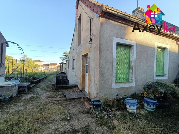 A VENDRE- DIGOIN- MAISON ANCIENNE À RENOVER