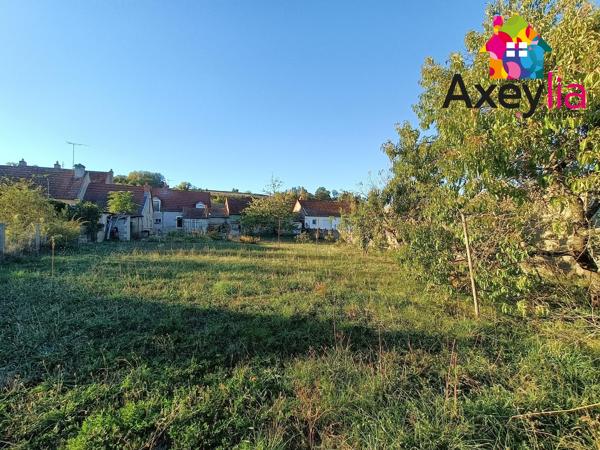 A VENDRE- DIGOIN- MAISON ANCIENNE À RENOVER