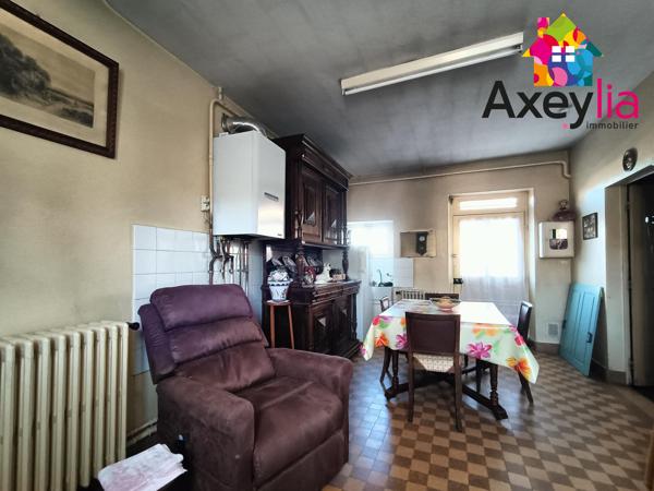 A VENDRE- DIGOIN- MAISON ANCIENNE À RENOVER