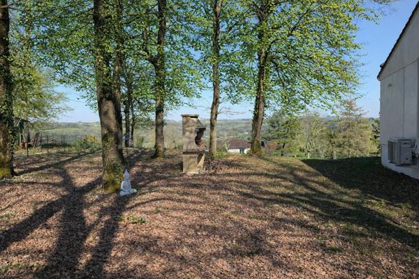 Foulayronnes (47510) Foulayronnes, bel environnement avec vue dégagée, maison en parfait état !