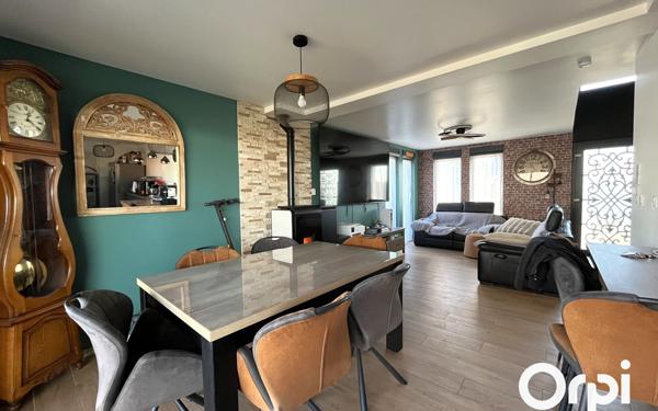 Maison à vendre    6 pièces • 140,74 m2 Beauvais