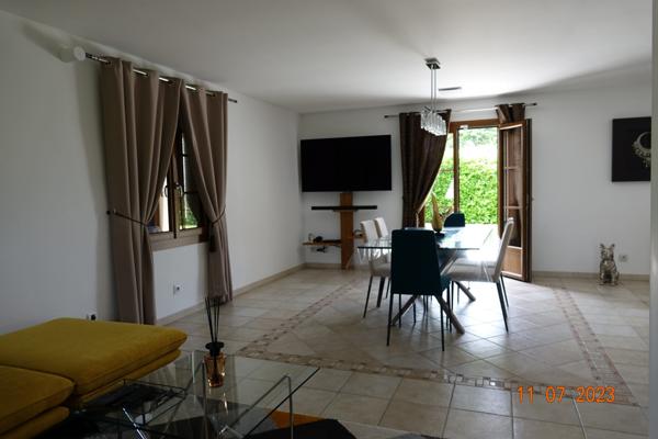 À vendre - Maison individuelle, 4 pièces située à Saint-Laurent-Nouan (41220)