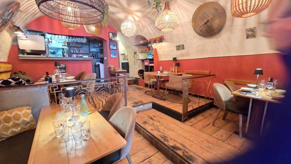 Fonds de commerce restauration environ 119 m², Le Castellet, village médiéval