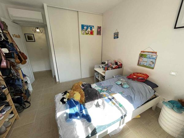 Appartement de type T3 de 96 m² + terrasse de 11m² avec vue mer