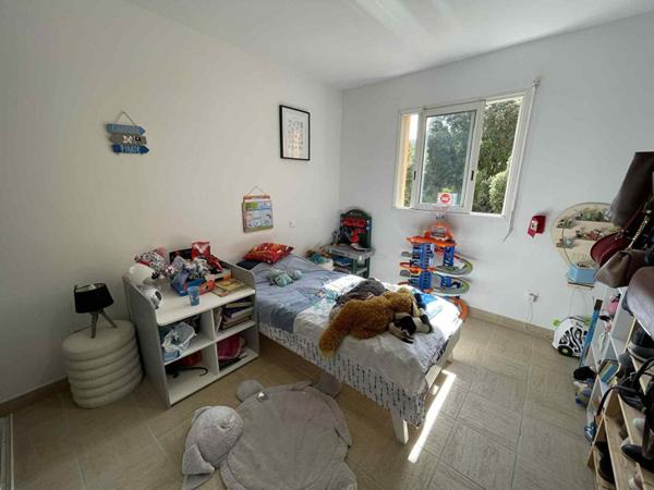 Appartement de type T3 de 96 m² + terrasse de 11m² avec vue mer