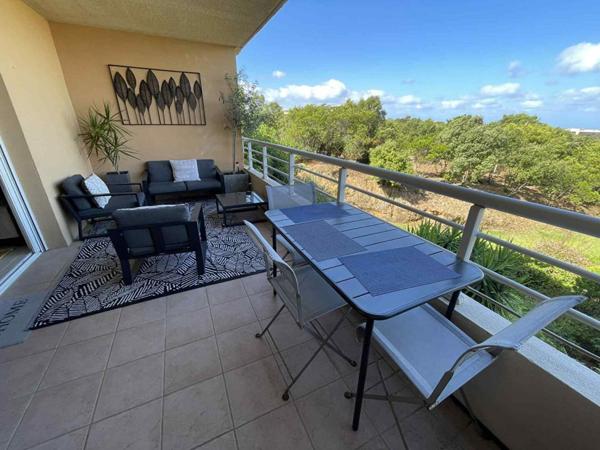 Appartement de type T3 de 96 m² + terrasse de 11m² avec vue mer