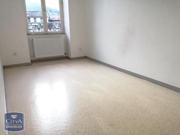 Appartement à louer 3 pièces 53.75m² Oyonnax (01100)