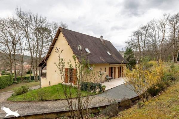 Maison à vendre |                                       Saint-Laurent-sur-Manoire |                                        7 pièces  |  180 m²