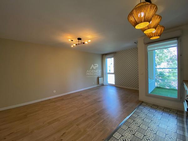 Appartement Cergy 3 pièce(s) 58.36 m2 Loyer 1 190 €/mois charges comprises **  - Référence  MG11292