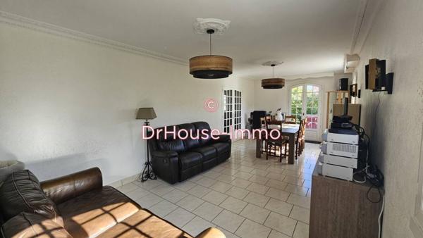 Maison à vendre 6 pièces de 197 m²