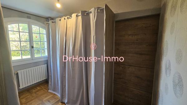 Maison à vendre 6 pièces de 197 m²