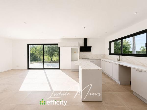 Maison
         6 pièces
        - 116 m² 285 000 € *