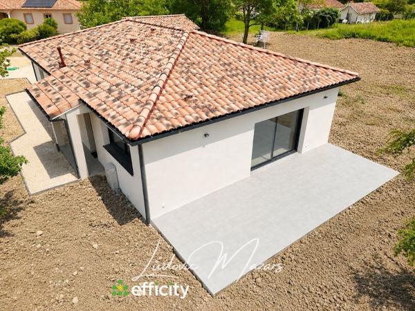 Maison
         6 pièces
        - 116 m² 285 000 € *