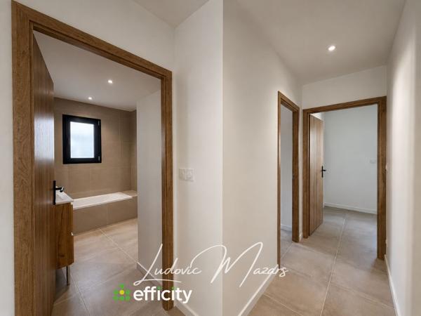 Maison
         6 pièces
        - 116 m² 285 000 € *