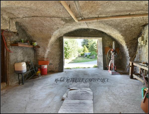 Maison de village T4 à CHAMPCELLA avec garage et grange (05)