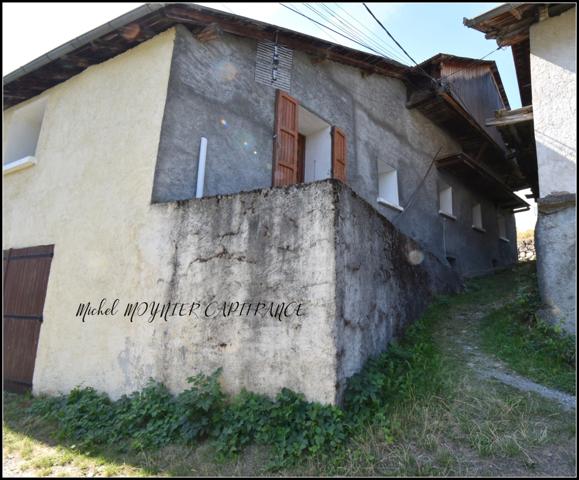 Maison de village T4 à CHAMPCELLA avec garage et grange (05)