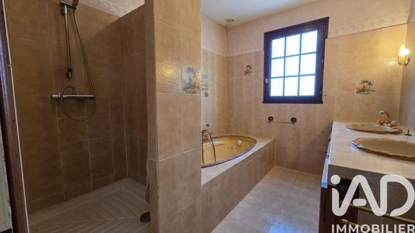 Maison à vendre 5 pièces 110 m² Saint-Saturnin