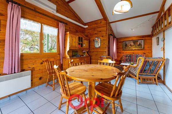 Maison à vendre    5 pièces •  Villeneuve-de-Berg