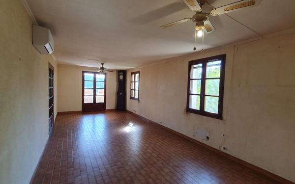 Maison à vendre    4 pièces •  Les Vans