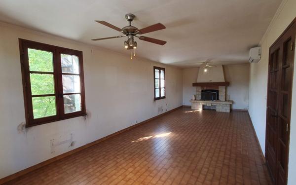 Maison à vendre    4 pièces •  Les Vans