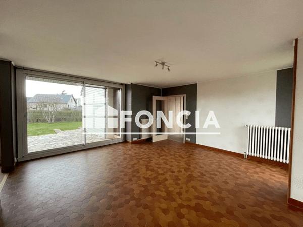 Location Maison 4 pièces 94.35 m² - 7 PLACE DES MARRONNIERS Sebazac Concoures 12740