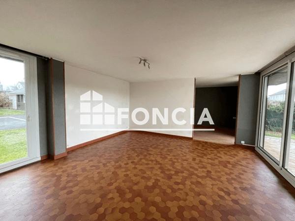 Location Maison 4 pièces 94.35 m² - 7 PLACE DES MARRONNIERS Sebazac Concoures 12740