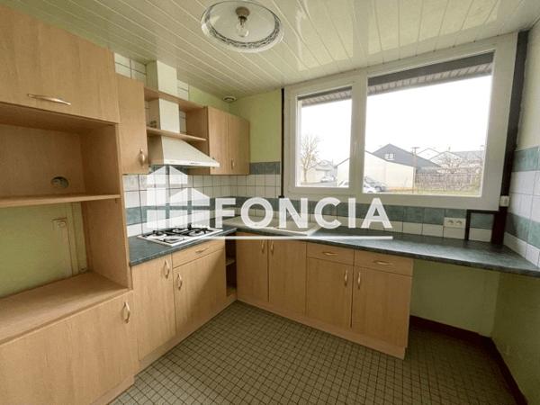 Location Maison 4 pièces 94.35 m² - 7 PLACE DES MARRONNIERS Sebazac Concoures 12740