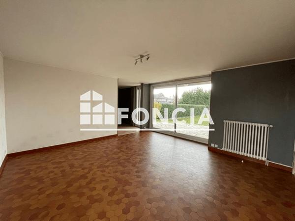 Location Maison 4 pièces 94.35 m² - 7 PLACE DES MARRONNIERS Sebazac Concoures 12740