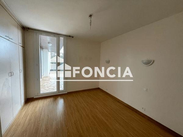 Location Maison 4 pièces 94.35 m² - 7 PLACE DES MARRONNIERS Sebazac Concoures 12740