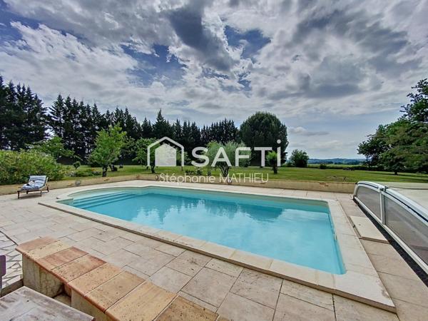 Maison de campagne avec piscine et point de vue