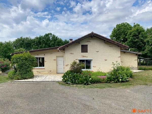 Maison de campagne avec piscine et point de vue
