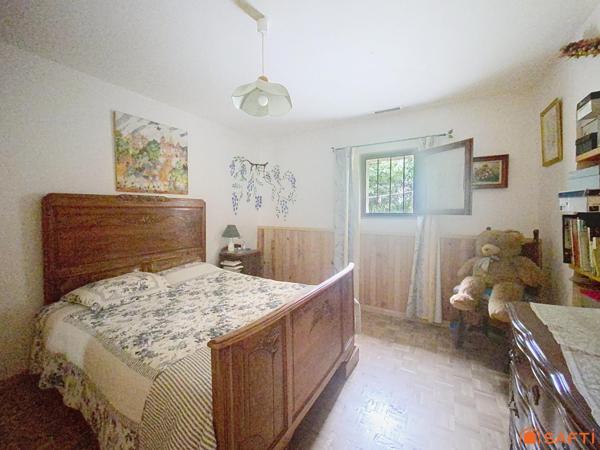 Maison de campagne avec piscine et point de vue