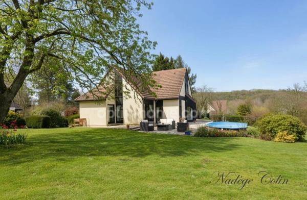 Maison d'architecte avec piscine, proche du pôle de Saint Quentin en Yvelines et de Paris/Saclay