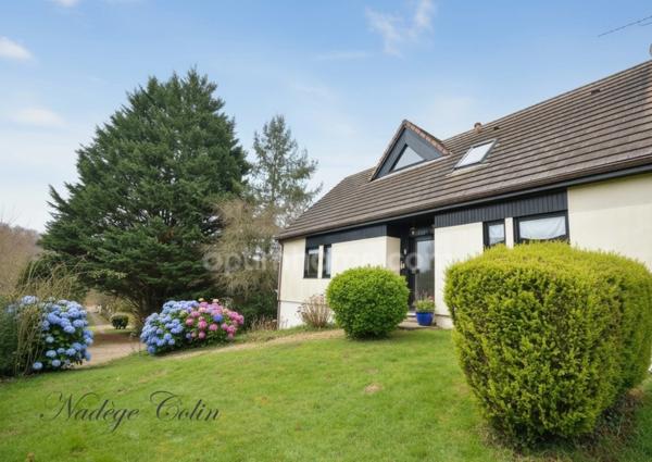 Maison d'architecte avec piscine, proche du pôle de Saint Quentin en Yvelines et de Paris/Saclay