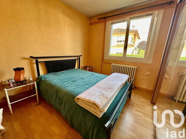 Appartement 5 pièces de 66 m² à Lourdes (65100)