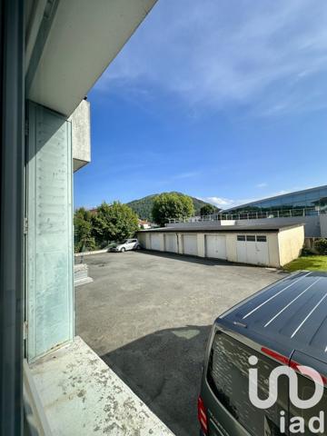 Appartement 5 pièces de 66 m² à Lourdes (65100)