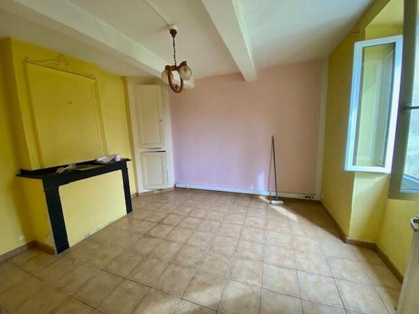 Exclusivité - Idrac-Respaillès - Maison à rénover avec jardin, chai et étable