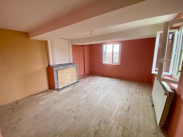 Exclusivité - Idrac-Respaillès - Maison à rénover avec jardin, chai et étable