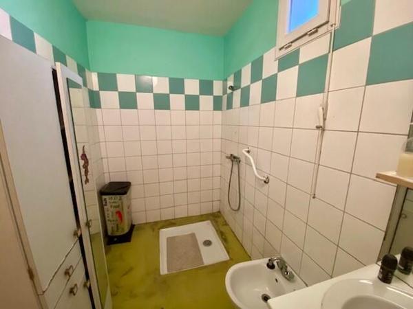 Exclusivité - Idrac-Respaillès - Maison à rénover avec jardin, chai et étable