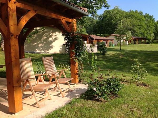 Maison dans un village de vacances à Gourdon