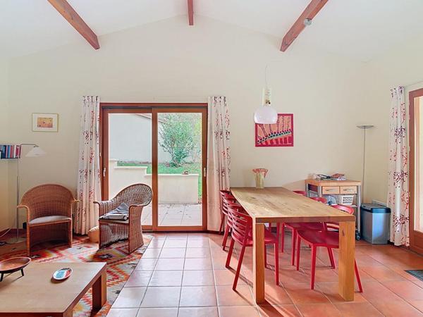 Maison dans un village de vacances à Gourdon
