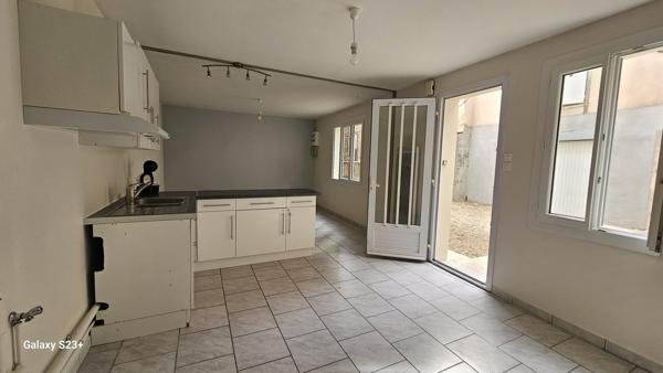 MAISON DE VILLE EN EXCELLENT ETAT