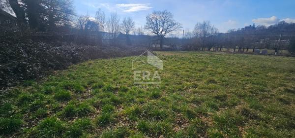 Beau Terrain Constructible de 5 675 m² à Gages Le Bas