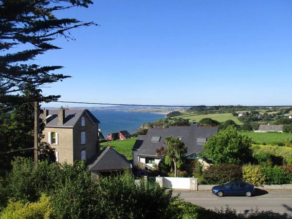 Belle et grande maison 10 PIECES 230 M² vue mer douarnenez
