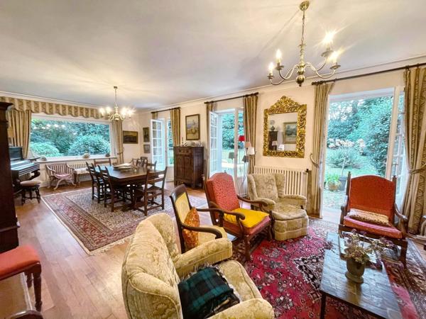 Belle et grande maison 10 PIECES 230 M² vue mer douarnenez