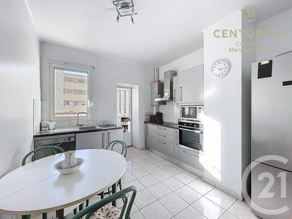 Appartement F4 à vendre  4 pièces - 107,02 m2 MARSEILLE - 13008