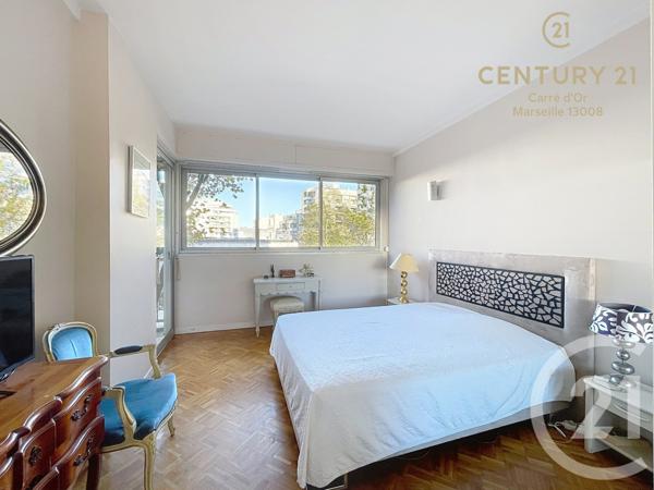 Appartement F4 à vendre  4 pièces - 107,02 m2 MARSEILLE - 13008