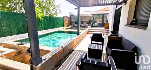 Maison 6 pièces de 168 m² à Saint-Jean-Lasseille (66300)