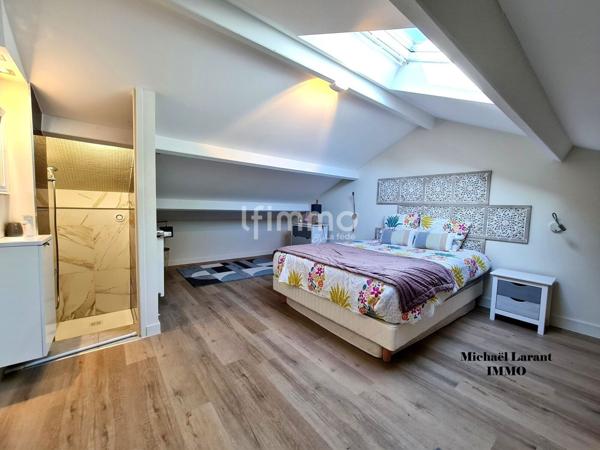 Propriété d’Exception – 2 Maisons – 5 300 m² de terrain.